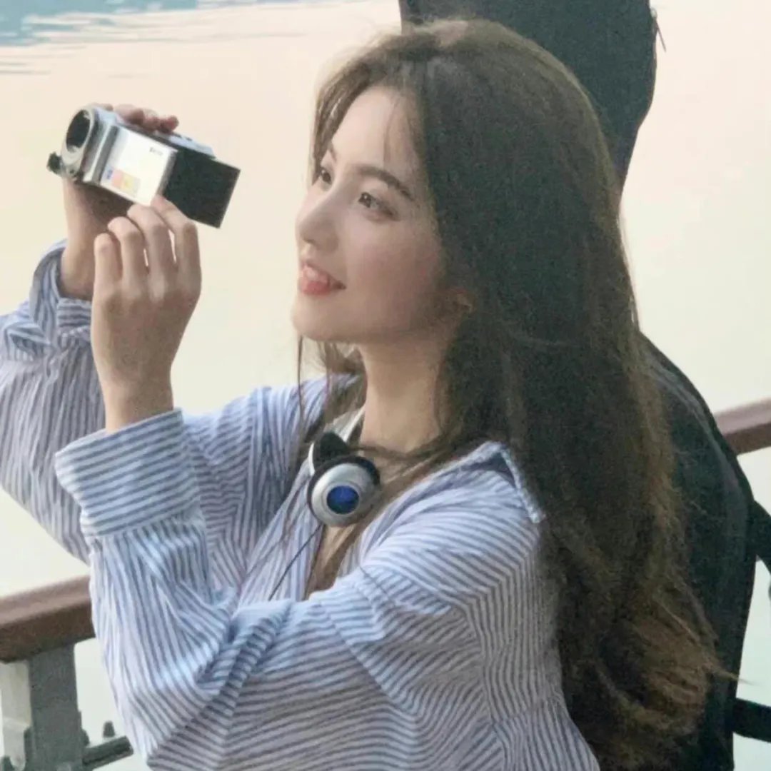 山中有些小精灵